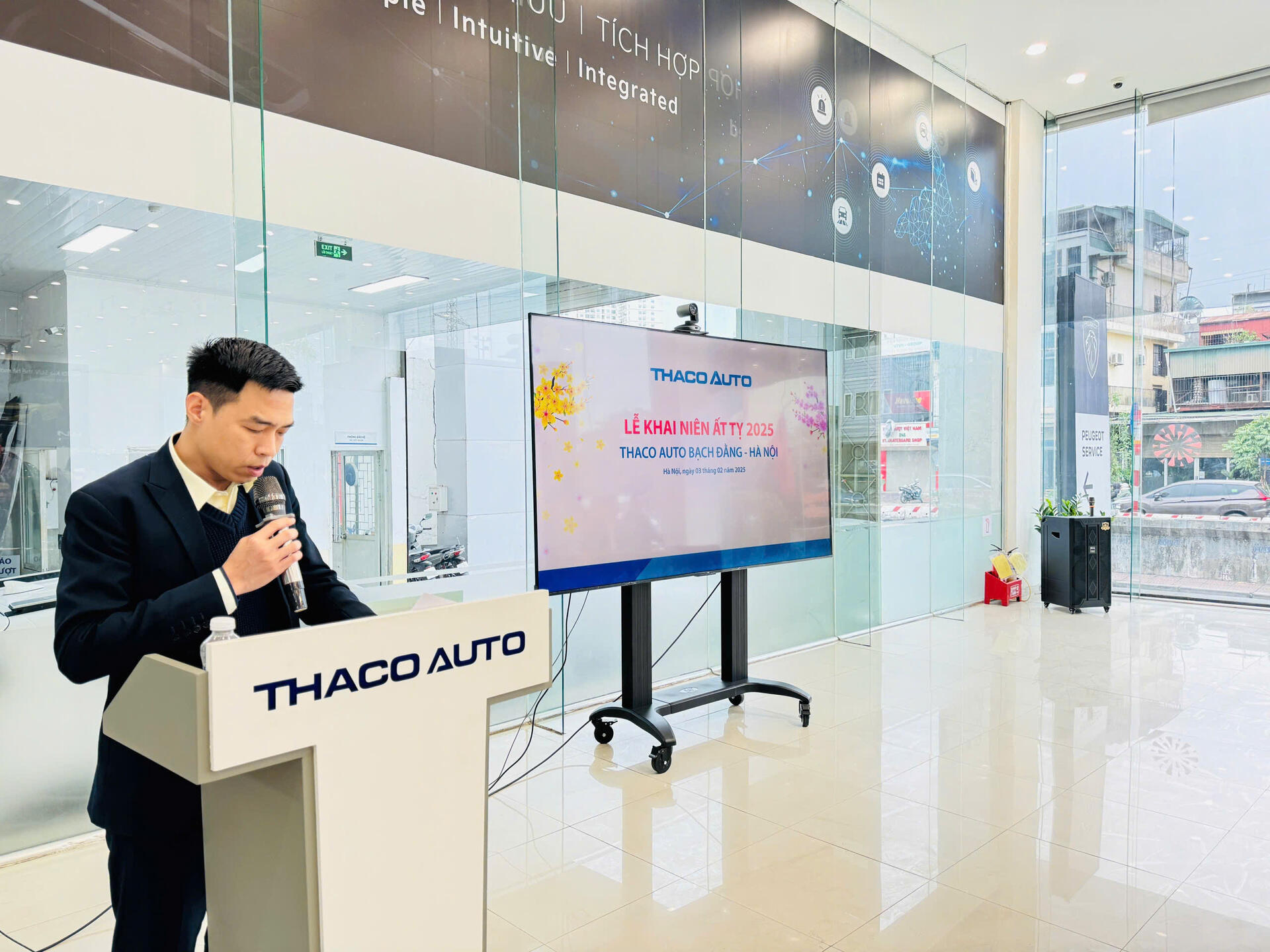 Tin tức